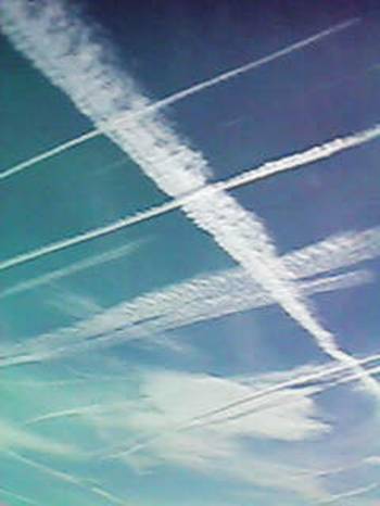 This is what chemtrails look like....