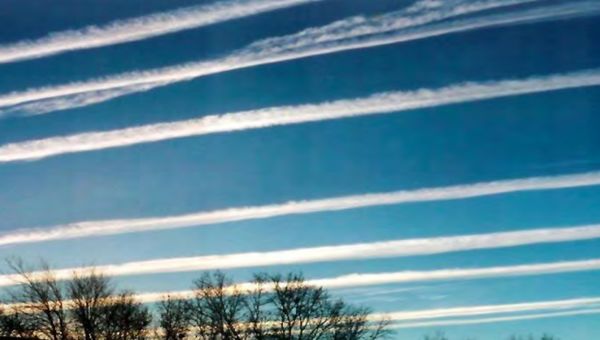These are chemtrails....