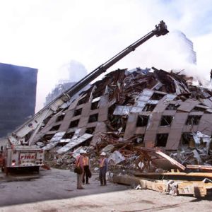 WTC7 rubble pile. Was the new thermite developed b...