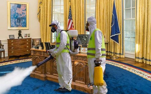 Oval Office has to be fumigated after Frumpfass le...