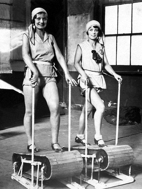These are vintage treadmills in the 1920’s....