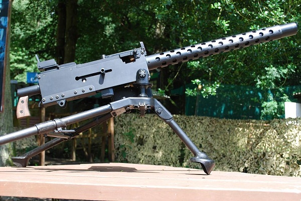 This is a browning 30 caliber paint ball gun.....