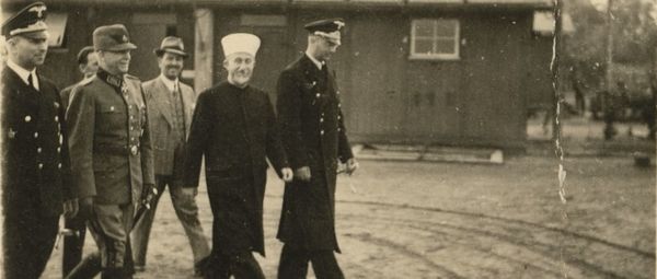 Palestinian leader Haj Amin al-Husseini with Nazi ...
