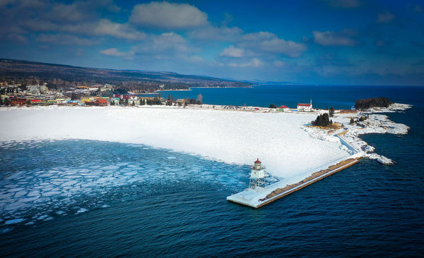 winter, closed the north shore harbor of Grand Mar...
