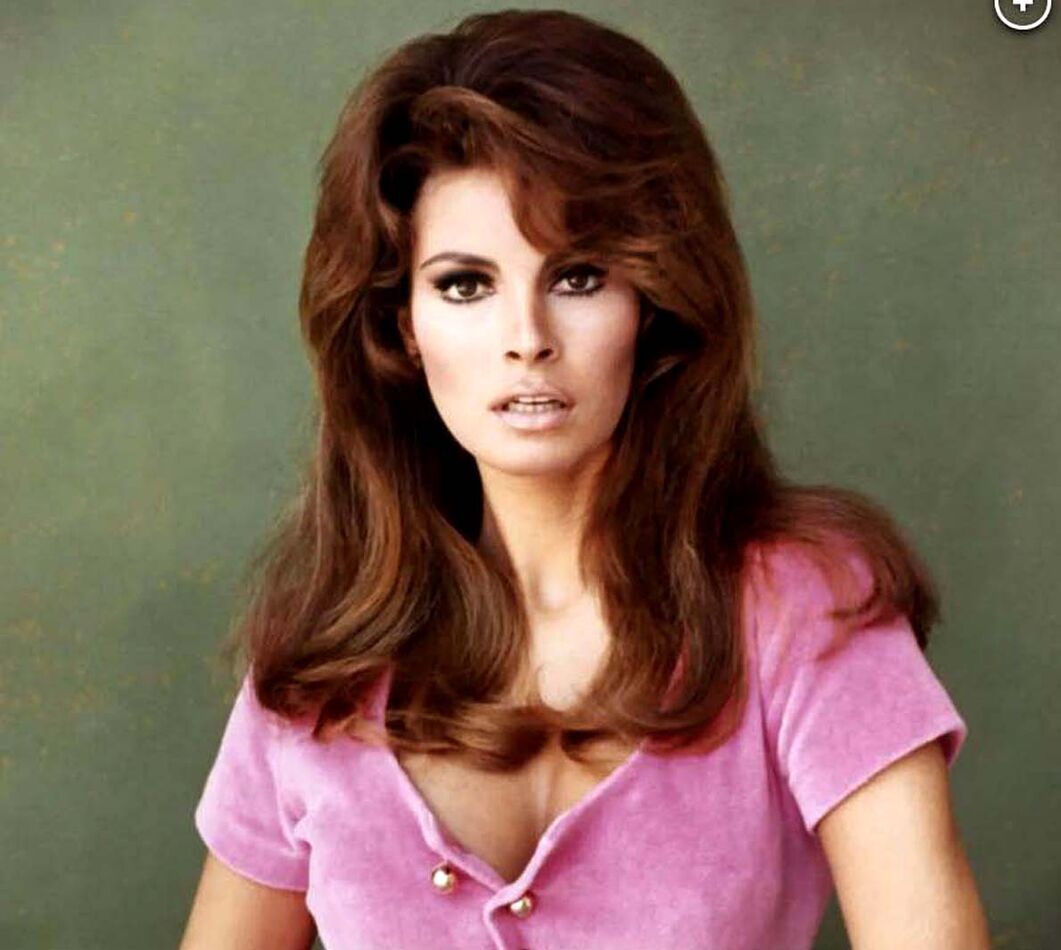 Actress Raquel Welch Dead At 82 Actress Raquel Welch Dead At 82 Actress Raquel Welch Who Rose 6343